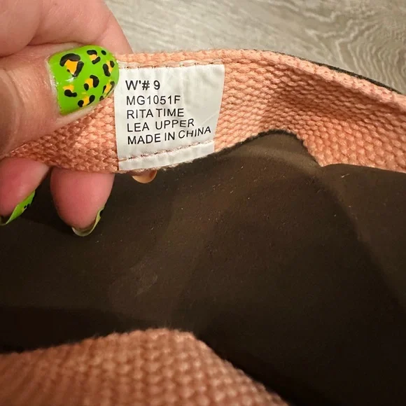 Margaritaville Coral Cushioned Thong Sandal Rita Time Tropical Size 9(runs small - Picture 5 of 5